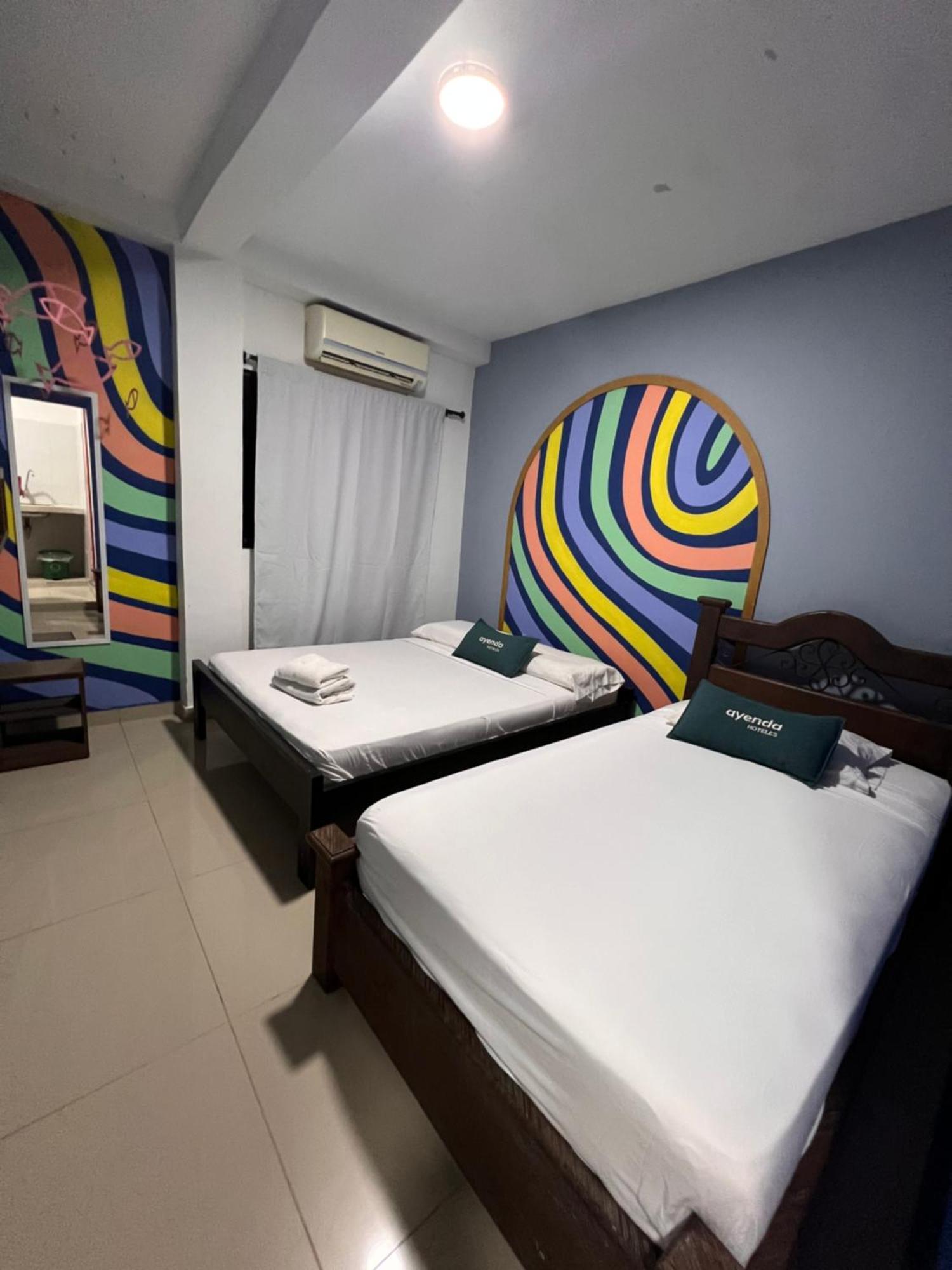 Hotel Пуэрто-Коломбия Экстерьер фото