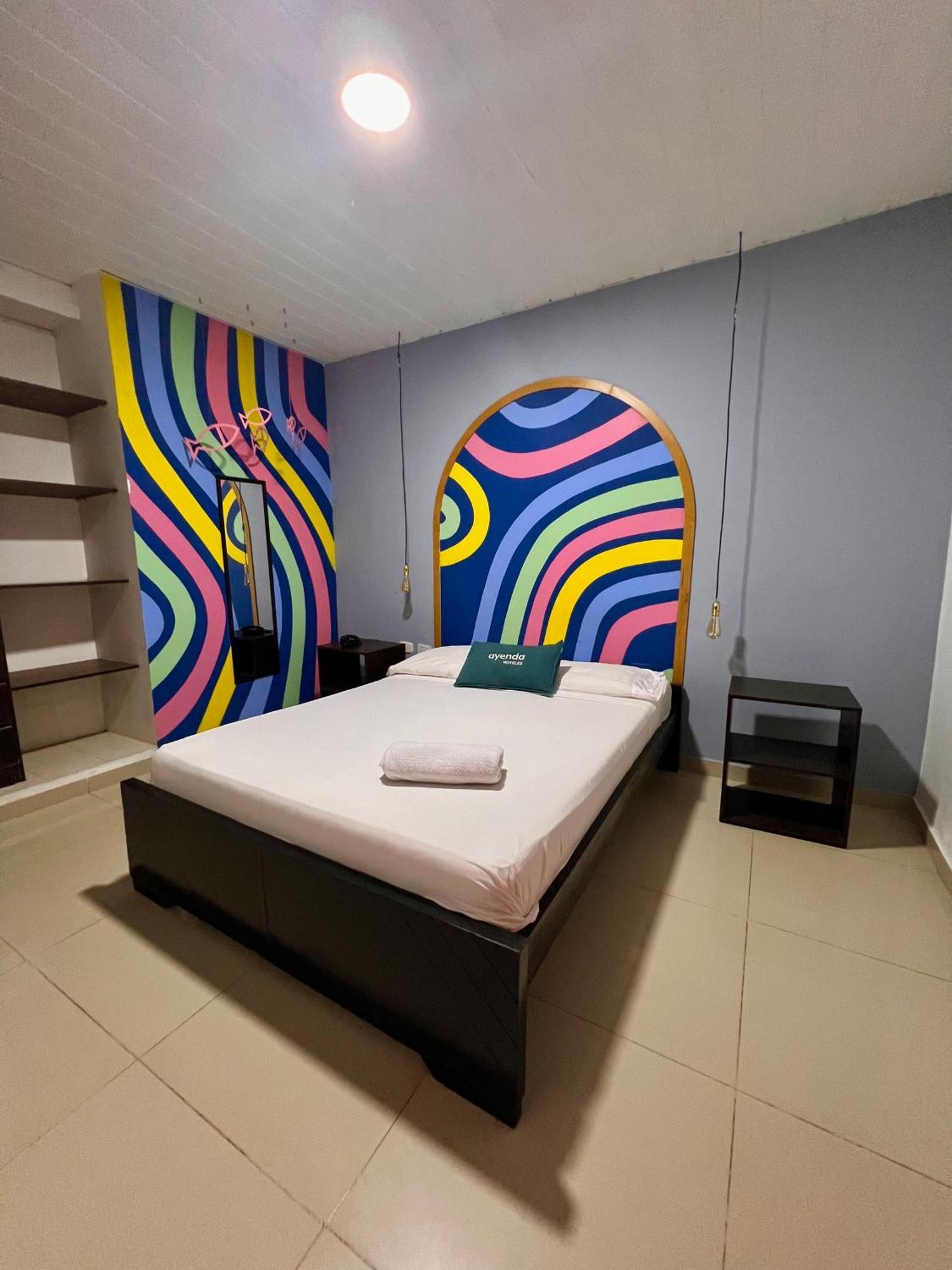 Hotel Пуэрто-Коломбия Экстерьер фото